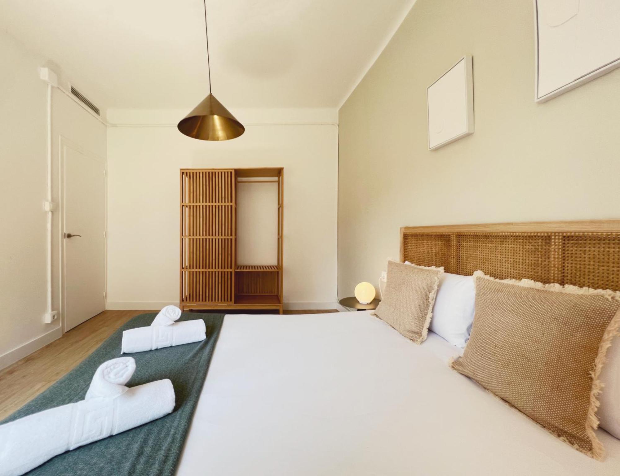 Stay U-Nique Apartments Gaudi I บาร์เซโลนา ภายนอก รูปภาพ